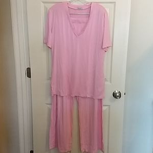 Elouaer Soft Short Sleeve Pajamas. NWOT